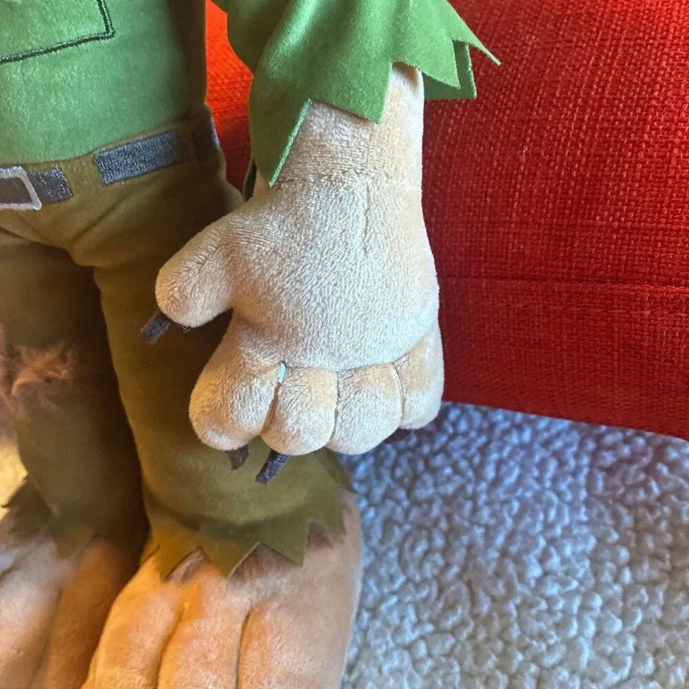Universal Studios Monsters The Wolf Man Plush NWOT  Green Brown